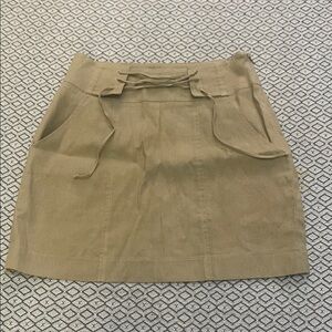 INTERMIX Gentle used Stylish Skirt color:Tan Size:0 Zip opening on side